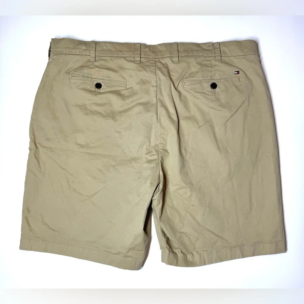 Tommy Hilfiger Men’s  Cotton Blend Chino Khaki Shorts Size-40